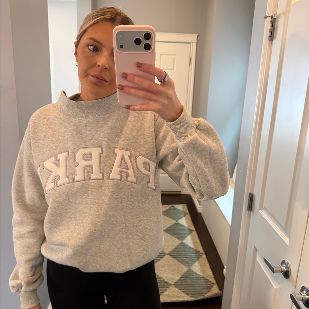 Light grey PARKE mockneck